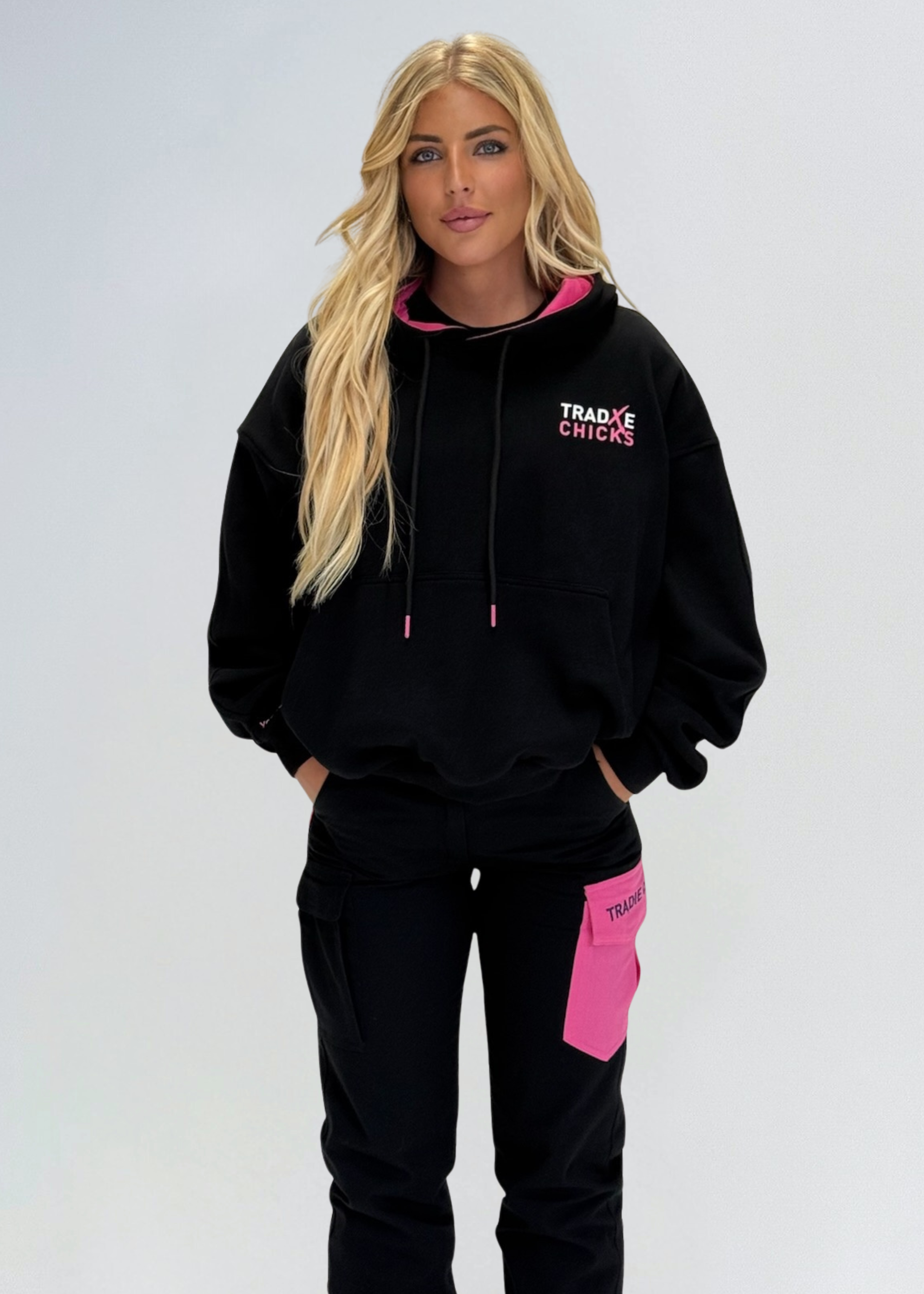 TRADXE CHICKS Hoodie Black